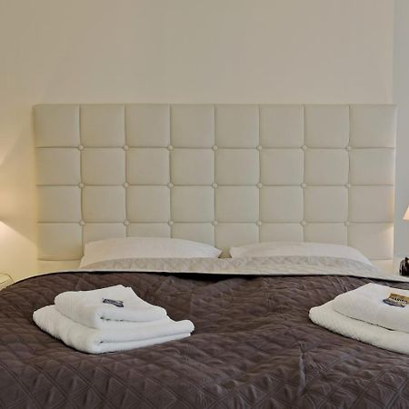 Апартаменти Penthouse Muelheim- Ruhr - Zentral - Edel - Luxus Pur Мюльгайм-ан-дер-Рур Екстер'єр фото
