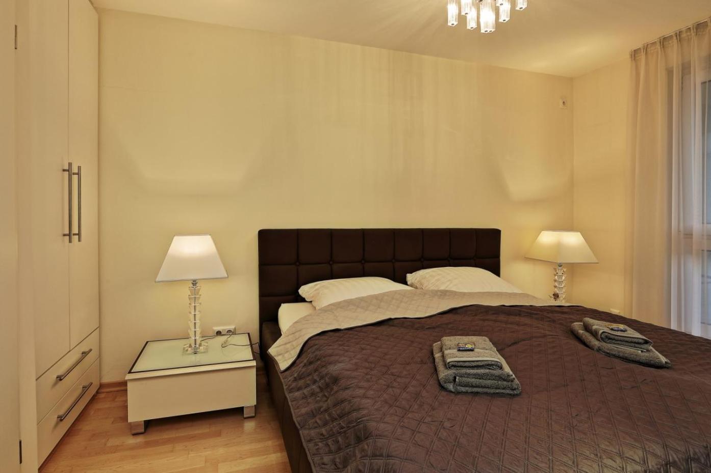 Апартаменти Penthouse Muelheim- Ruhr - Zentral - Edel - Luxus Pur Мюльгайм-ан-дер-Рур Екстер'єр фото