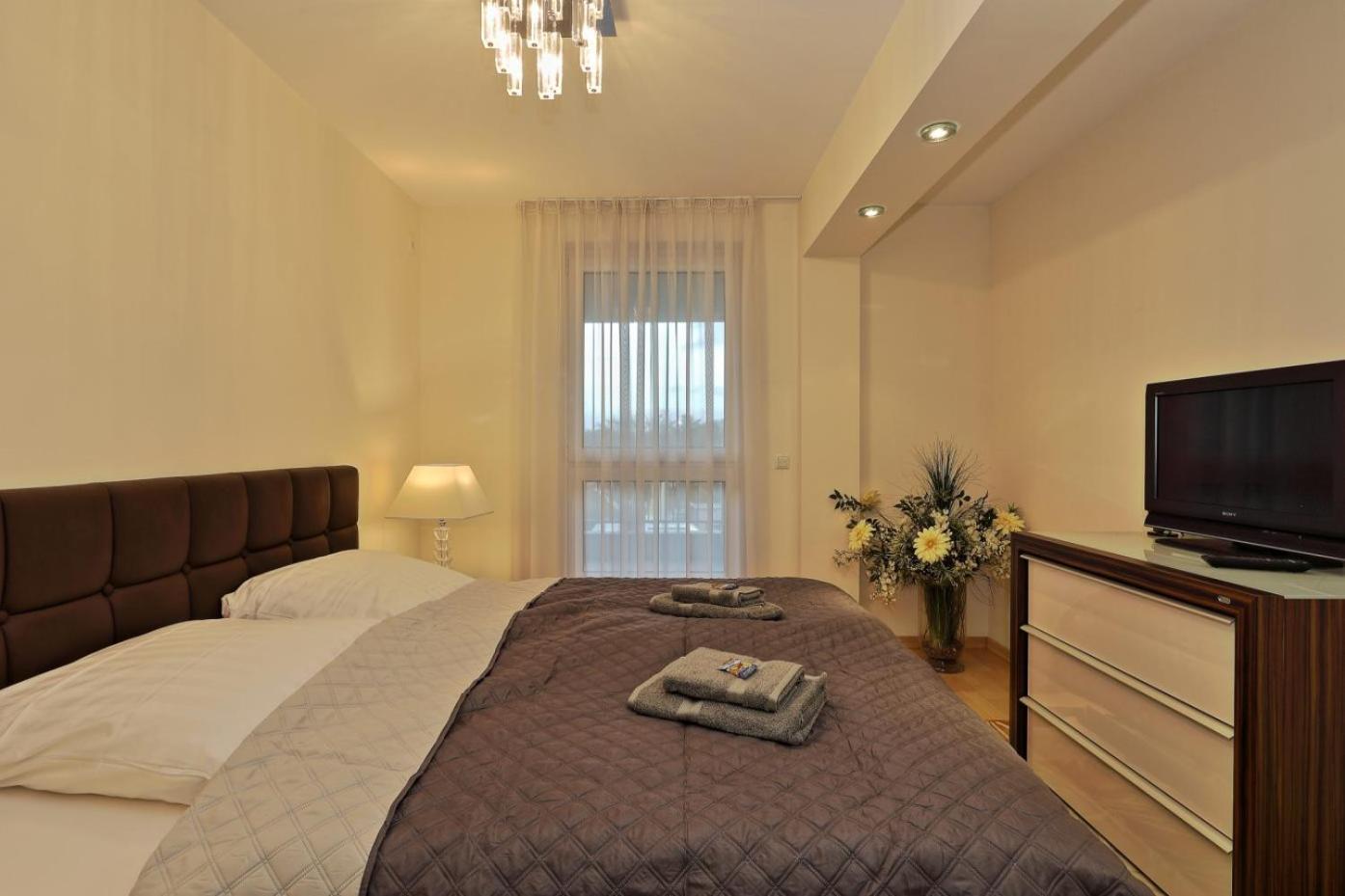 Апартаменти Penthouse Muelheim- Ruhr - Zentral - Edel - Luxus Pur Мюльгайм-ан-дер-Рур Екстер'єр фото