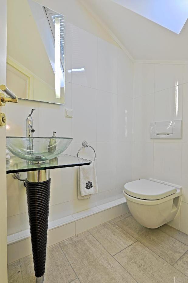 Апартаменти Penthouse Muelheim- Ruhr - Zentral - Edel - Luxus Pur Мюльгайм-ан-дер-Рур Екстер'єр фото